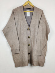 Buy online pre-used pre-loved 100% authentic & Original branded Marks & Spencer (LS-18125) available in Pakistan. Top international brands avilable.