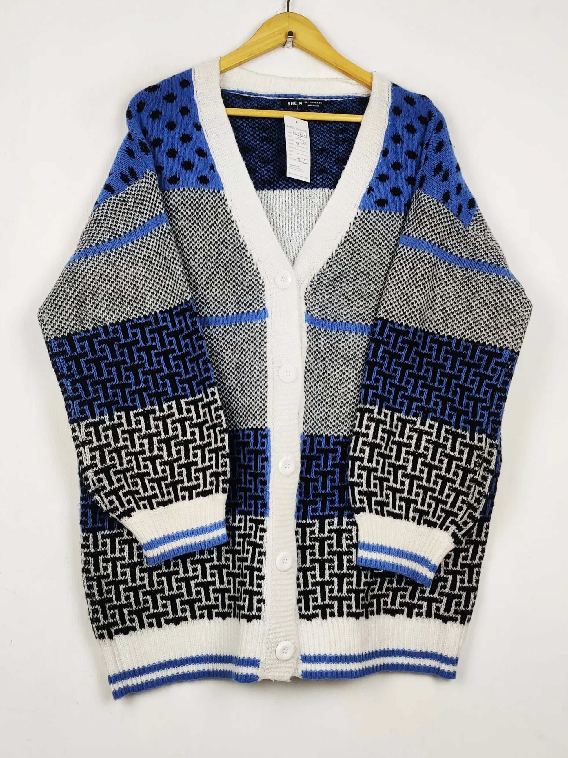 Buy online pre-used pre-loved 100% authentic & Original branded Shein (LS-18139) available in Pakistan. Top international brands avilable.