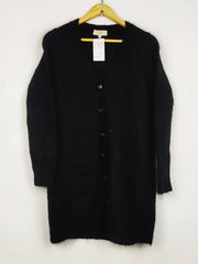 Buy online pre-used pre-loved 100% authentic & Original branded Paris (LS-18142) available in Pakistan. Top international brands avilable.