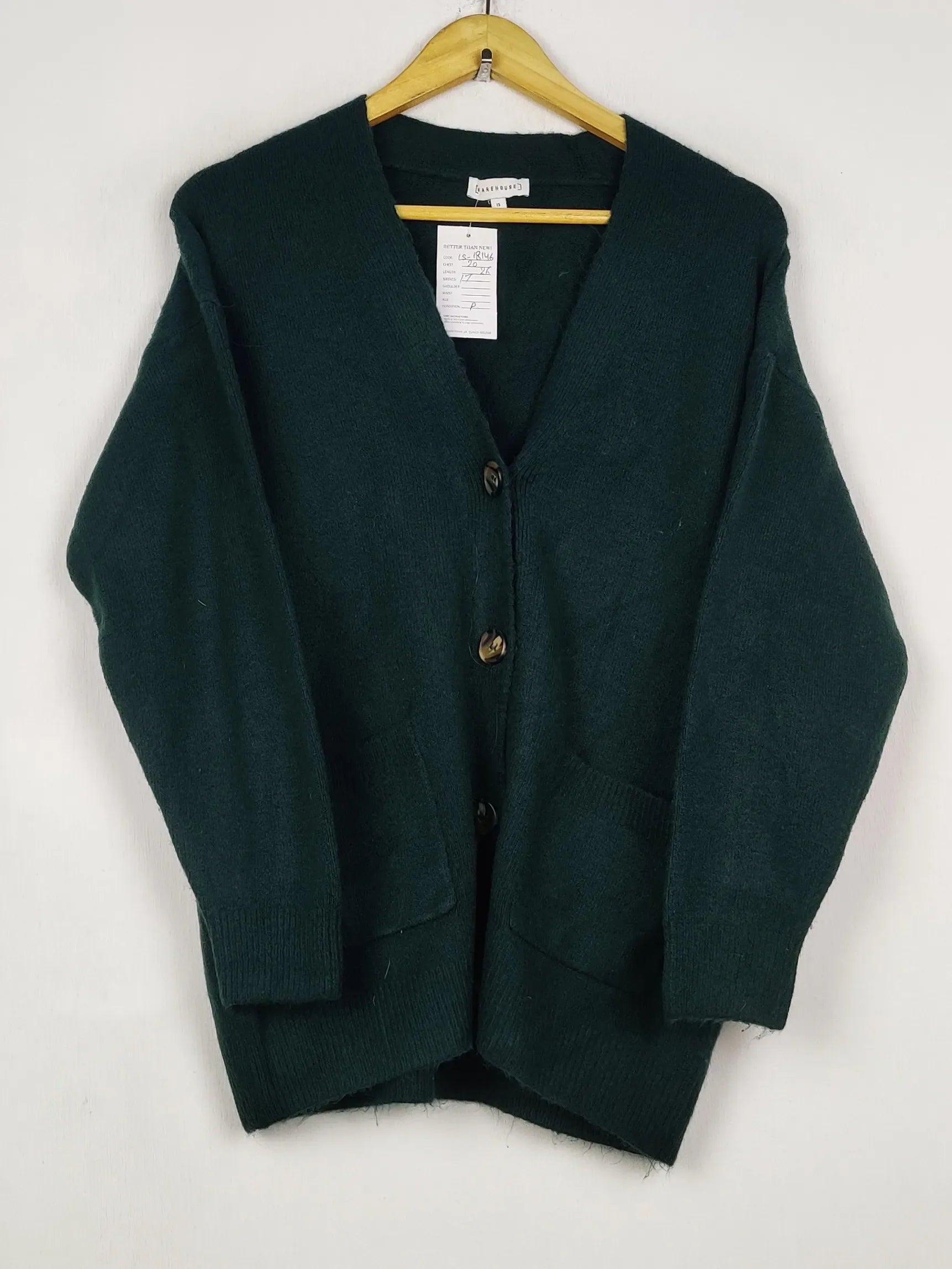 Buy online pre-used pre-loved 100% authentic & Original branded Warehouse (LS-18146) available in Pakistan. Top international brands avilable.