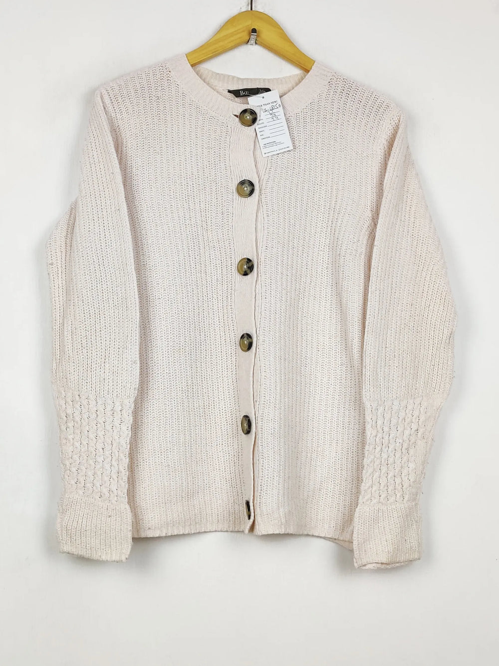 Buy online pre-used pre-loved 100% authentic & Original branded Bonmarche (LS-18150) available in Pakistan. Top international brands avilable.