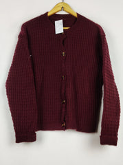 Buy online pre-used pre-loved 100% authentic & Original branded Unknown Brand (LS-18157) available in Pakistan. Top international brands avilable.