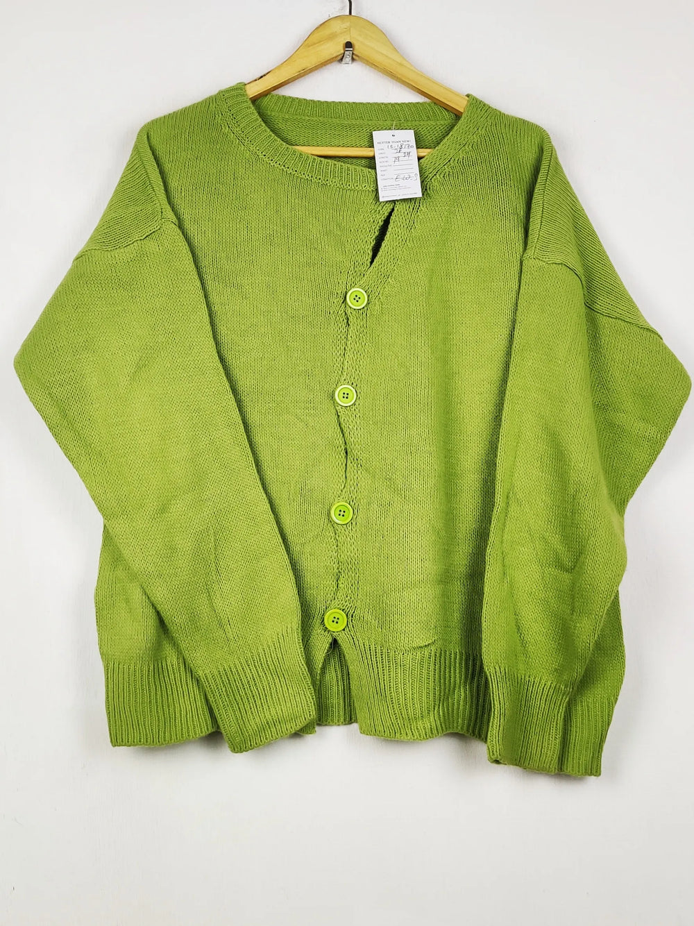 Buy online pre-used pre-loved 100% authentic & Original branded Unknown Brand (LS-18170) available in Pakistan. Top international brands avilable.