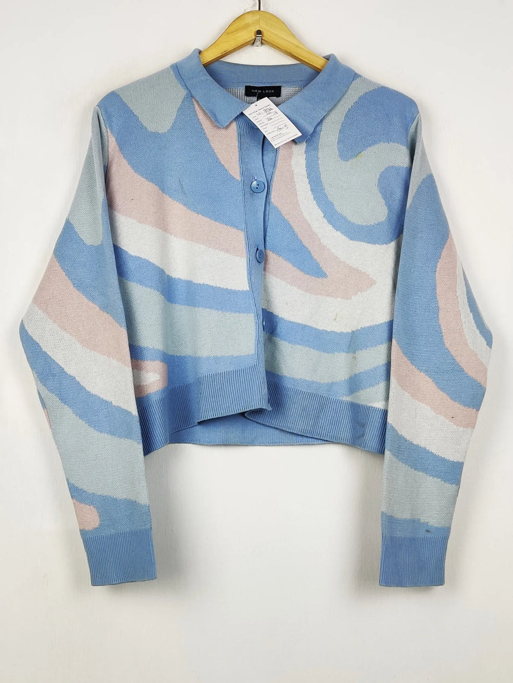 Buy online pre-used pre-loved 100% authentic & Original branded New Look (LS-18176) available in Pakistan. Top international brands avilable.