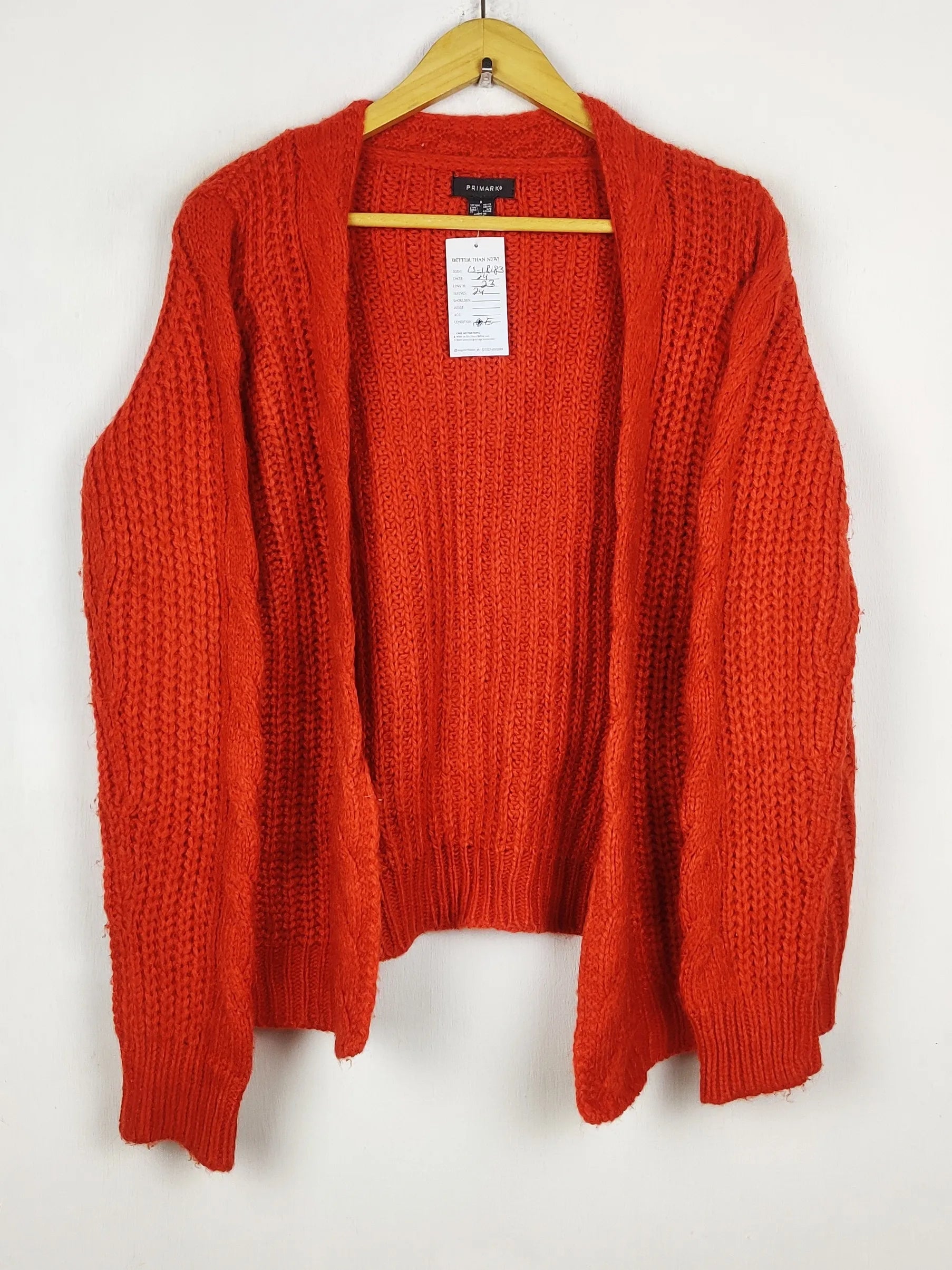 Buy online pre-used pre-loved 100% authentic & Original branded Primark (LS-18183) available in Pakistan. Top international brands avilable.