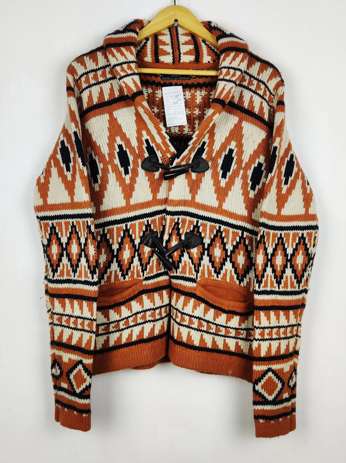Buy online pre-used pre-loved 100% authentic & Original branded Zara (LS-18184) available in Pakistan. Top international brands avilable.