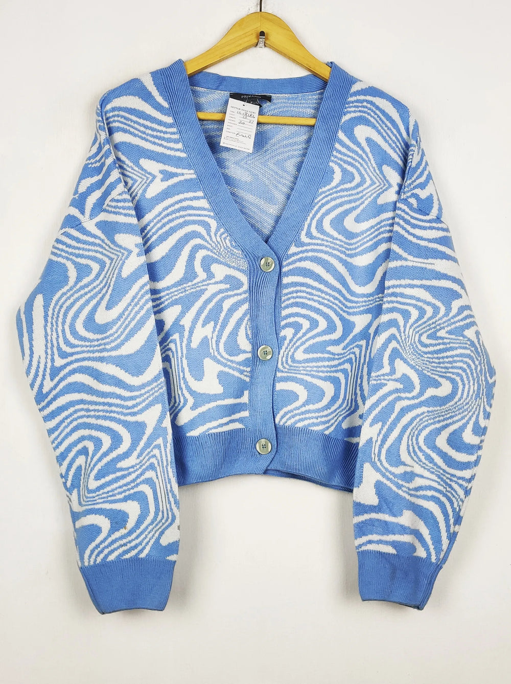 Buy online pre-used pre-loved 100% authentic & Original branded Primark (LS-18186) available in Pakistan. Top international brands avilable.