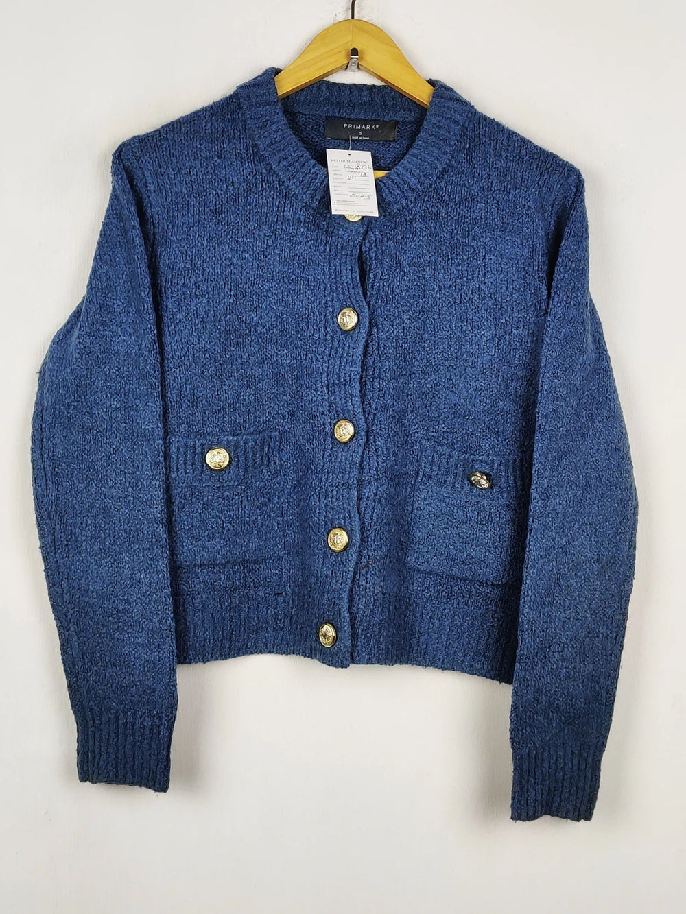 Buy online pre-used pre-loved 100% authentic & Original branded Primark (LS-18196) available in Pakistan. Top international brands avilable.
