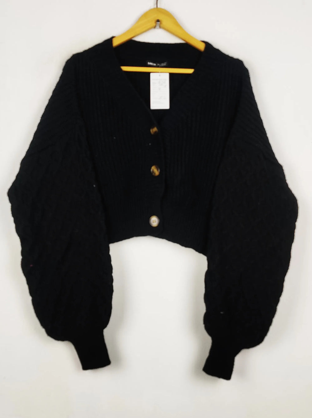 Buy online pre-used pre-loved 100% authentic & Original branded Shein (LS-18198) available in Pakistan. Top international brands avilable.