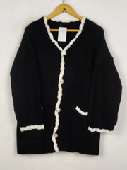 Buy online pre-used pre-loved 100% authentic & Original branded Unknown Brand (LS-18202) available in Pakistan. Top international brands avilable.