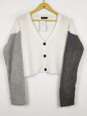 Buy online pre-used pre-loved 100% authentic & Original branded Prettylittlething (LS-18204) available in Pakistan. Top international brands avilable.