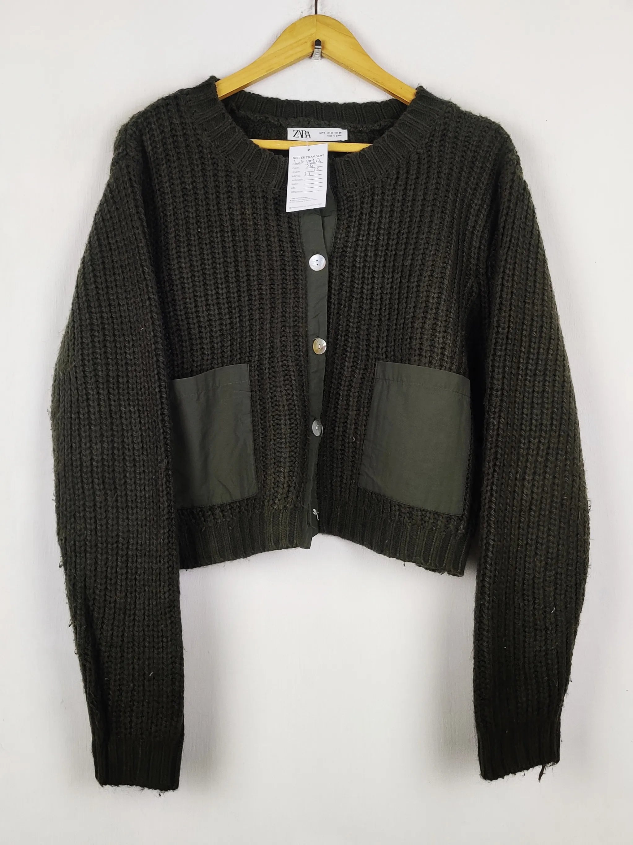 Buy online pre-used pre-loved 100% authentic & Original branded Zara (LS-18212) available in Pakistan. Top international brands avilable.