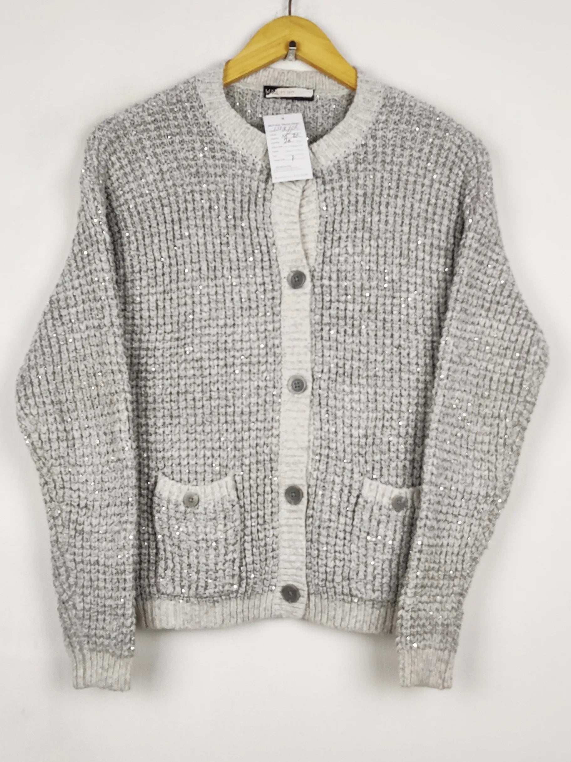 Buy online pre-used pre-loved 100% authentic & Original branded Marks & Spencer (LS-18222) available in Pakistan. Top international brands avilable.