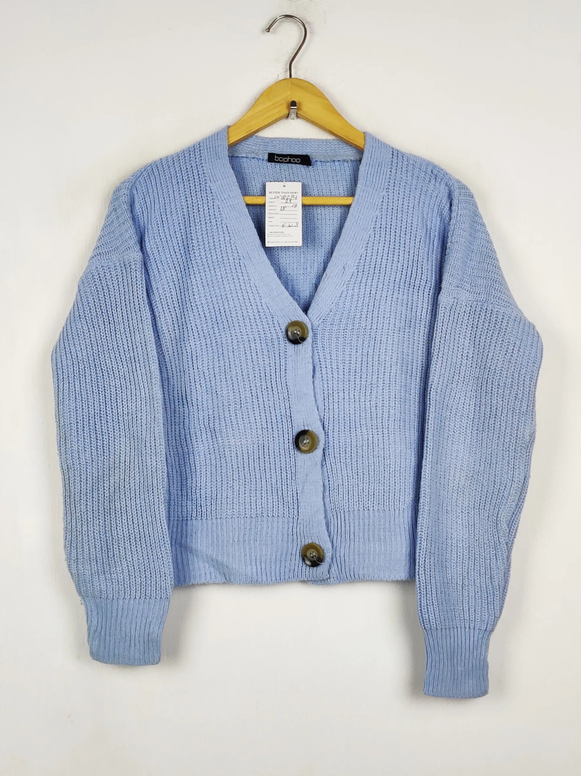 Buy online pre-used pre-loved 100% authentic & Original branded Boohoo (LS-18234) available in Pakistan. Top international brands avilable.