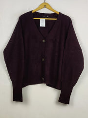 Buy online pre-used pre-loved 100% authentic & Original branded Vero Moda (LS-18246) available in Pakistan. Top international brands avilable.