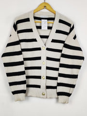 Buy online pre-used pre-loved 100% authentic & Original branded Primark (LS-18260) available in Pakistan. Top international brands avilable.