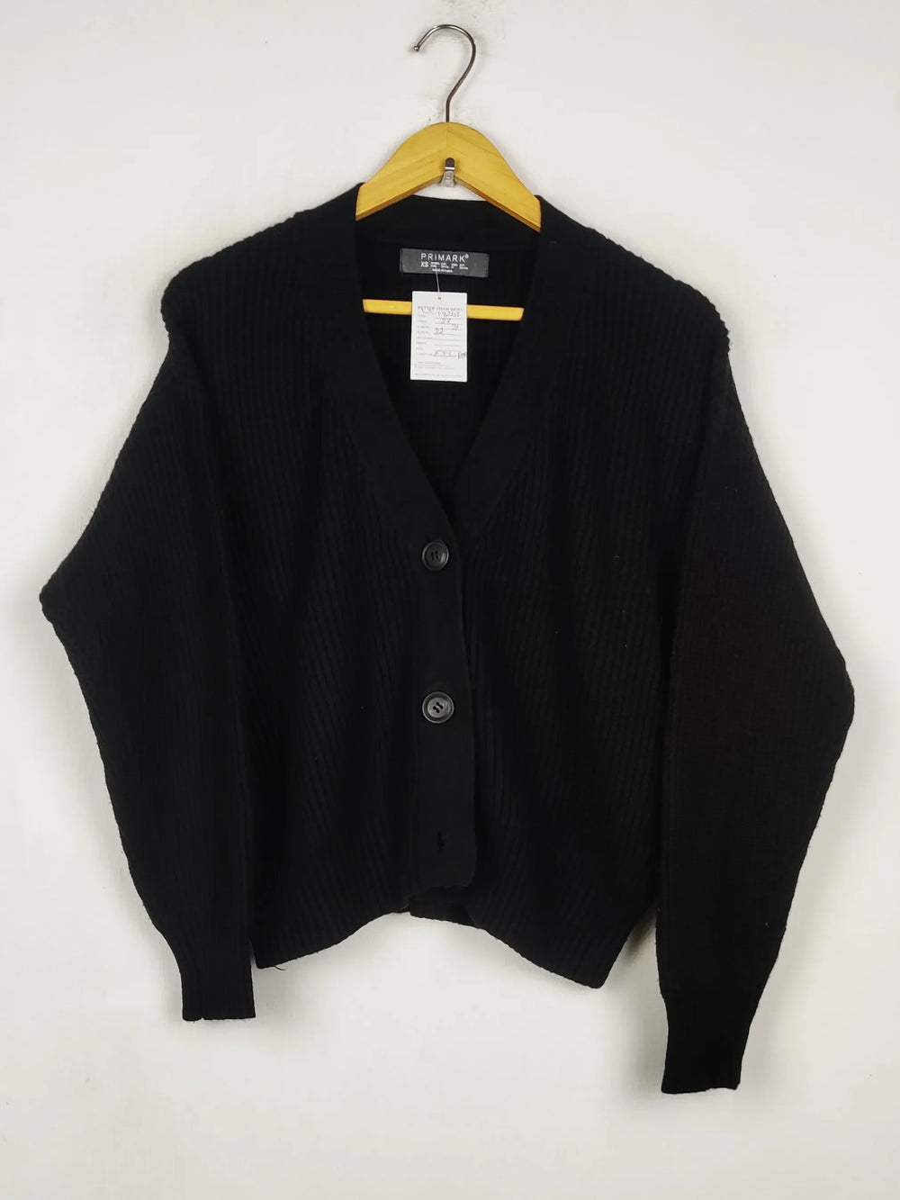 Buy online pre-used pre-loved 100% authentic & Original branded Primark (LS-18263) available in Pakistan. Top international brands avilable.