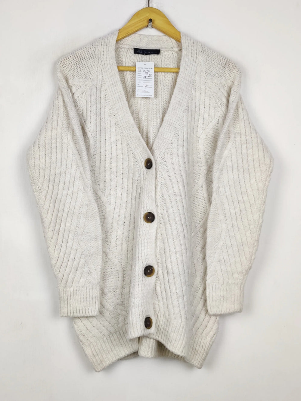 Buy online pre-used pre-loved 100% authentic & Original branded Marks & Spencer (LS-18265) available in Pakistan. Top international brands avilable.