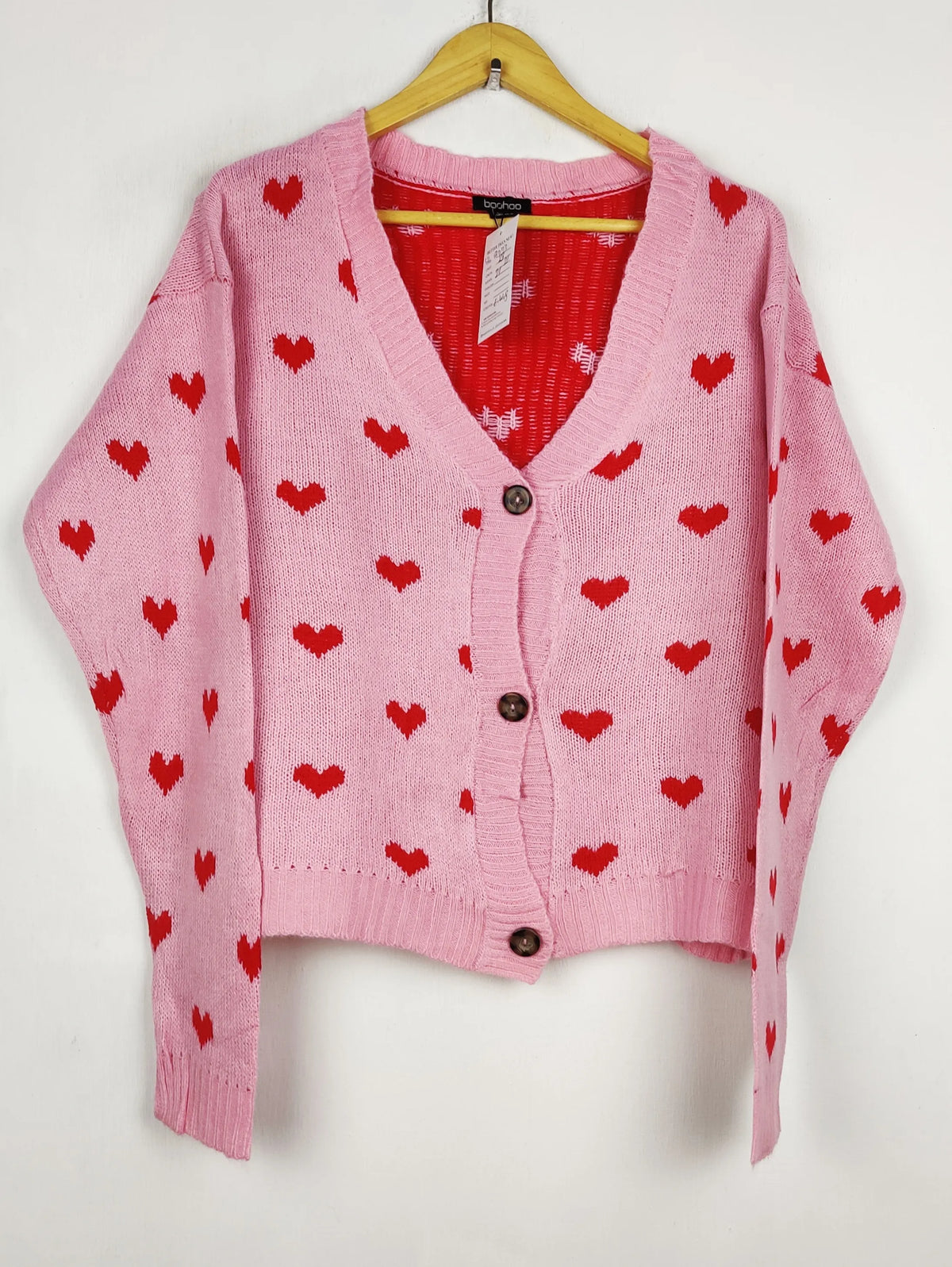 Buy online pre-used pre-loved 100% authentic & Original branded Boohoo (LS-18273) available in Pakistan. Top international brands avilable.