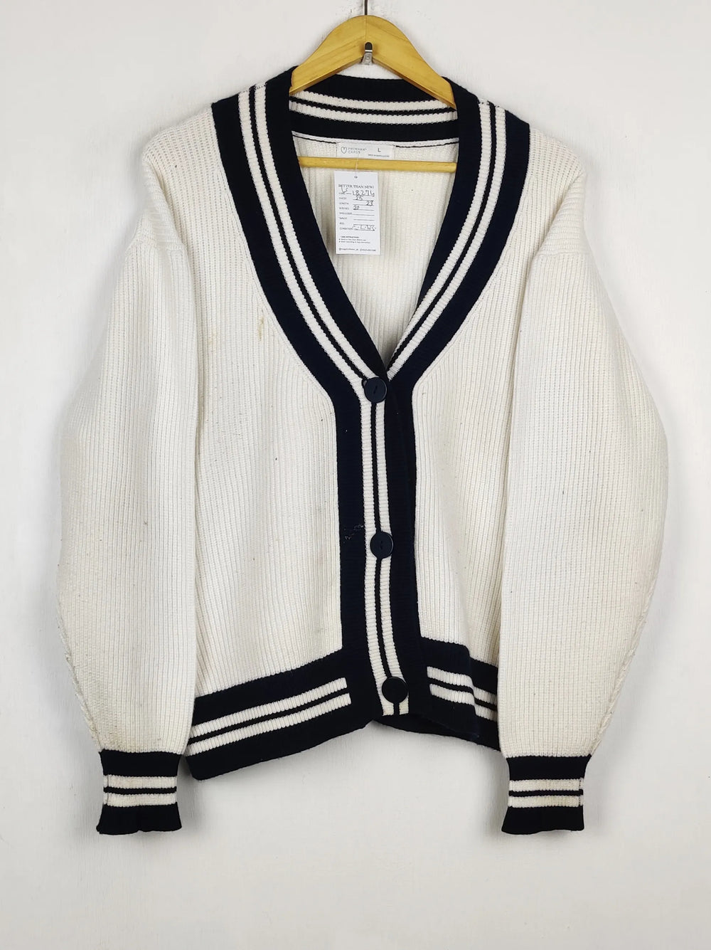 Buy online pre-used pre-loved 100% authentic & Original branded Primark (LS-18274) available in Pakistan. Top international brands avilable.