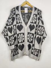 Buy online pre-used pre-loved 100% authentic & Original branded Unknown Brand (LS-18295) available in Pakistan. Top international brands avilable.