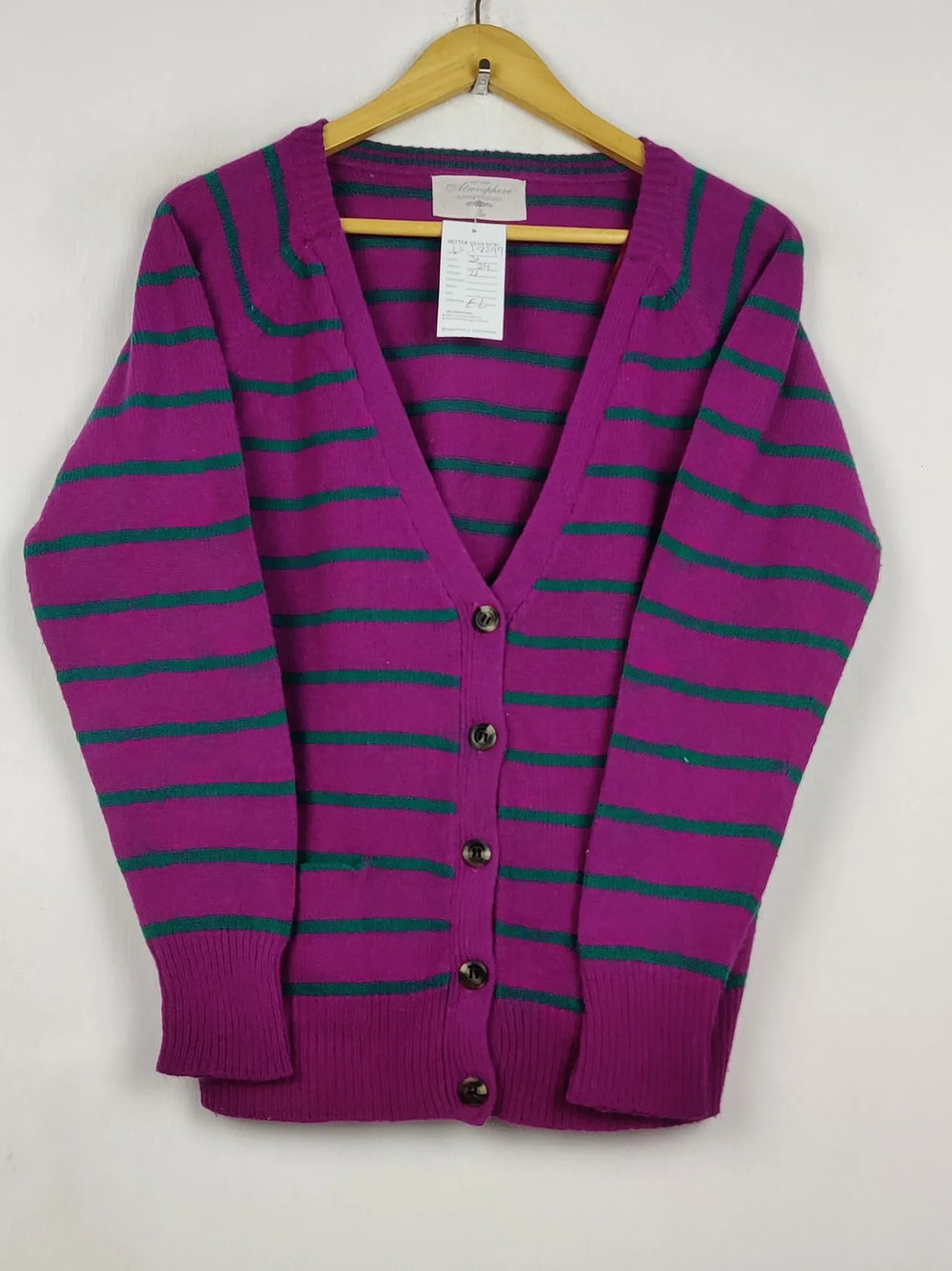 Buy online pre-used pre-loved 100% authentic & Original branded Atmosphere (LS-18297) available in Pakistan. Top international brands avilable.