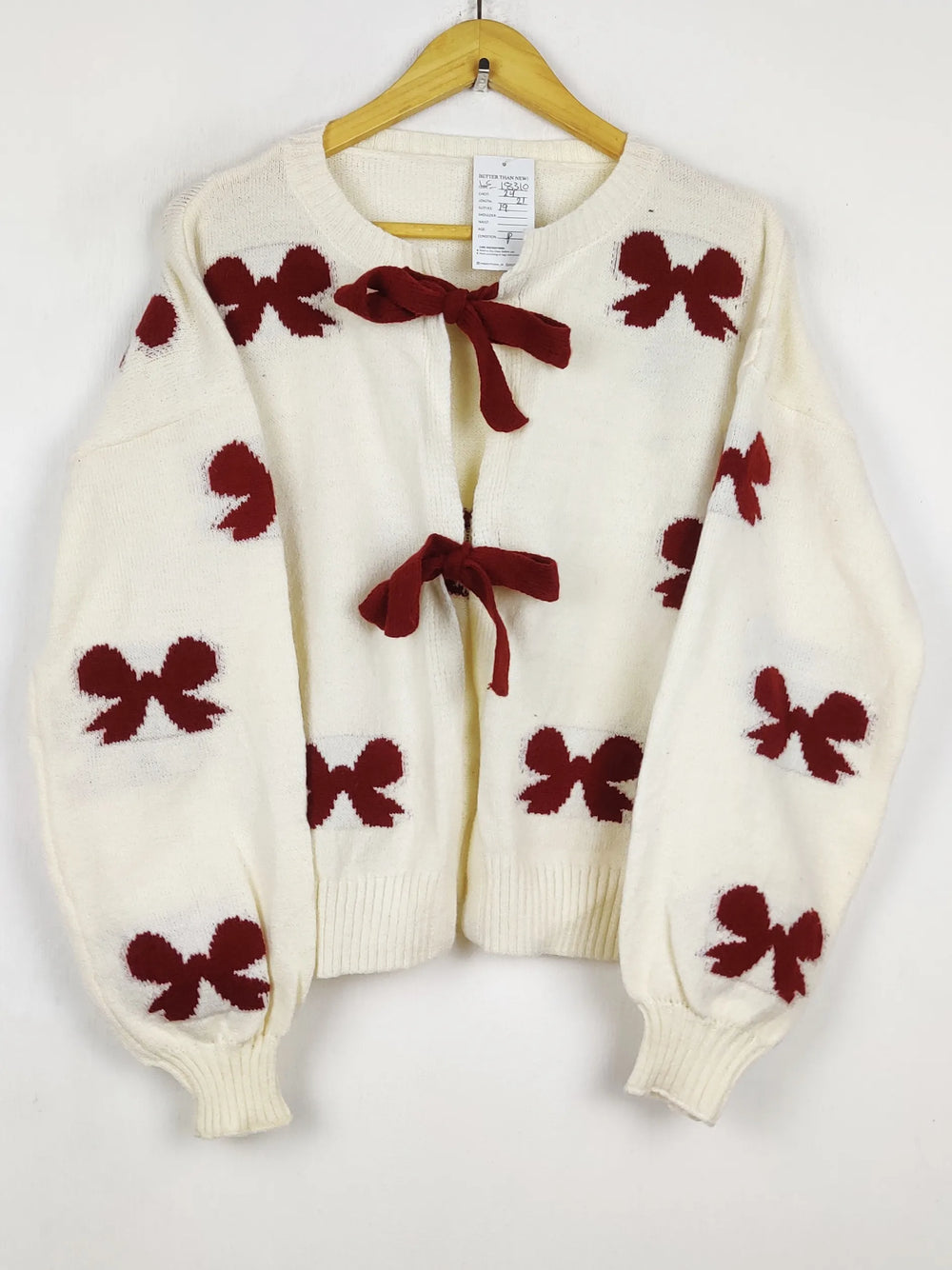 Buy online pre-used pre-loved 100% authentic & Original branded Unknown Brand (LS-18310) available in Pakistan. Top international brands avilable.