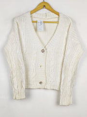 Buy online pre-used pre-loved 100% authentic & Original branded Unknown Brand (LS-18313) available in Pakistan. Top international brands avilable.