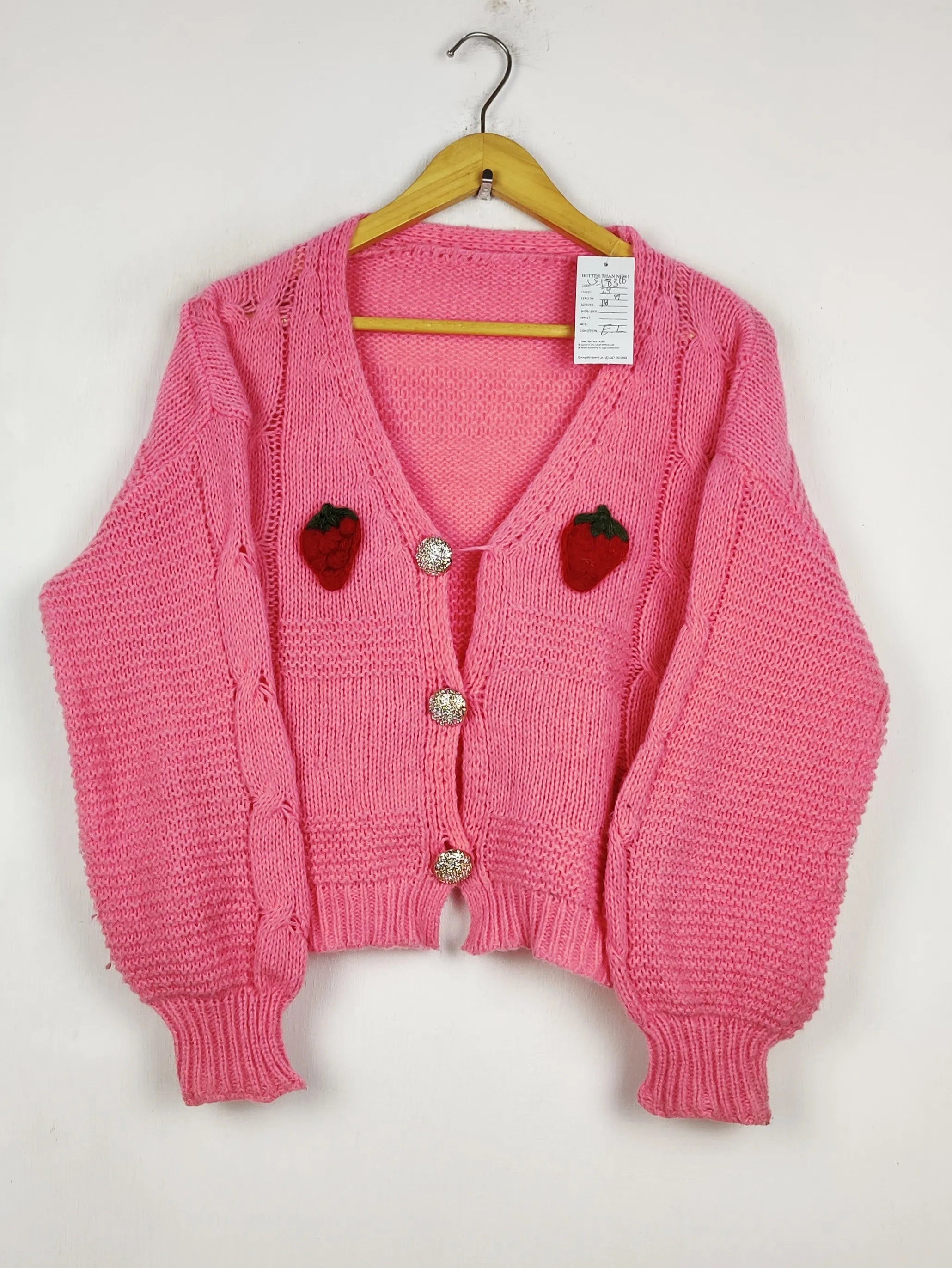 Buy online pre-used pre-loved 100% authentic & Original branded Unknown Brand (LS-18316) available in Pakistan. Top international brands avilable.