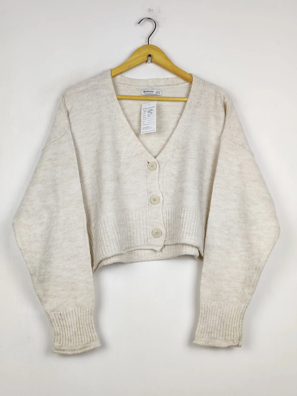 Buy online pre-used pre-loved 100% authentic & Original branded Stradivarius (LS-18332) available in Pakistan. Top international brands avilable.