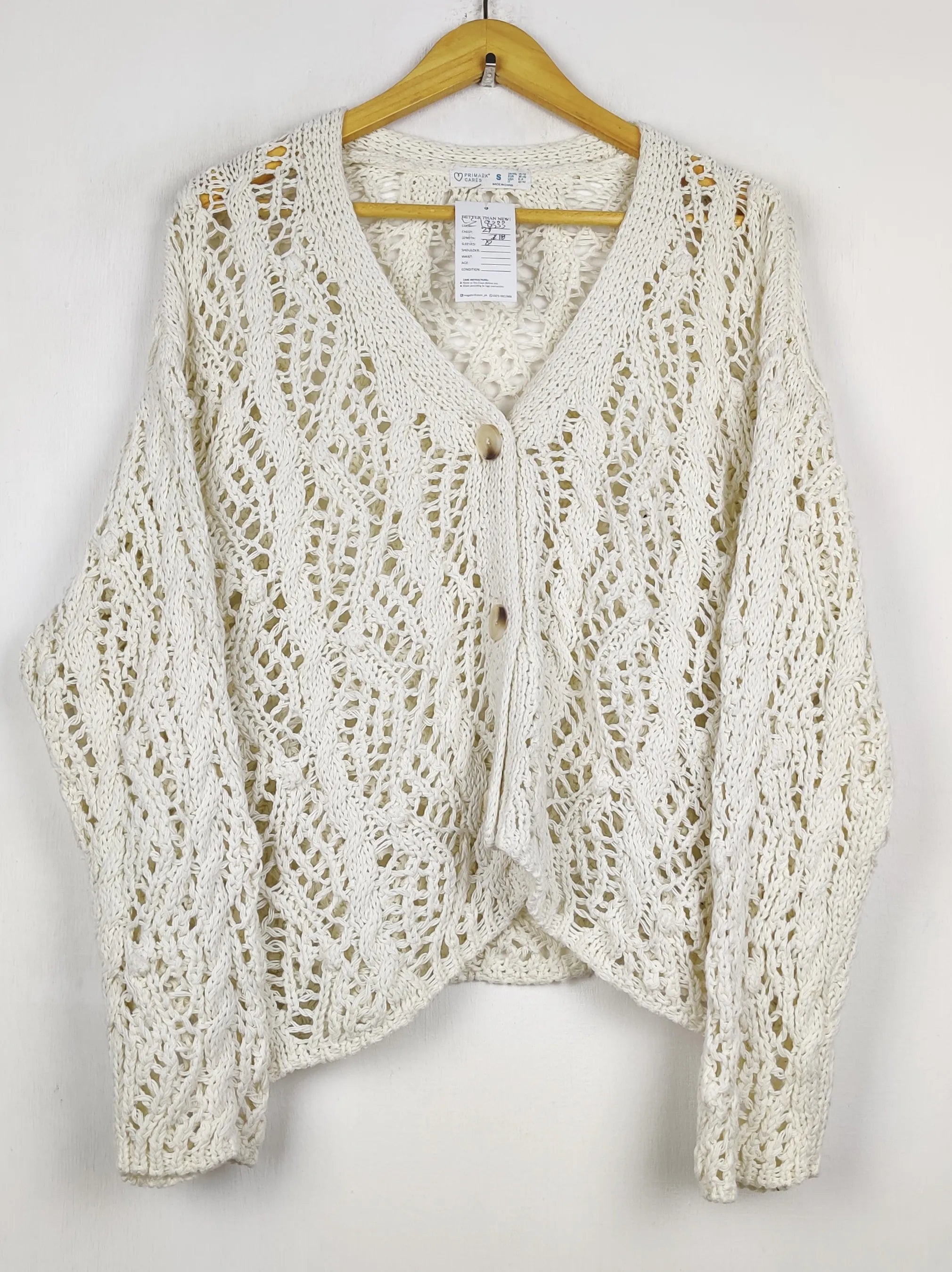 Buy online pre-used pre-loved 100% authentic & Original branded Primark (LS-18333) available in Pakistan. Top international brands avilable.