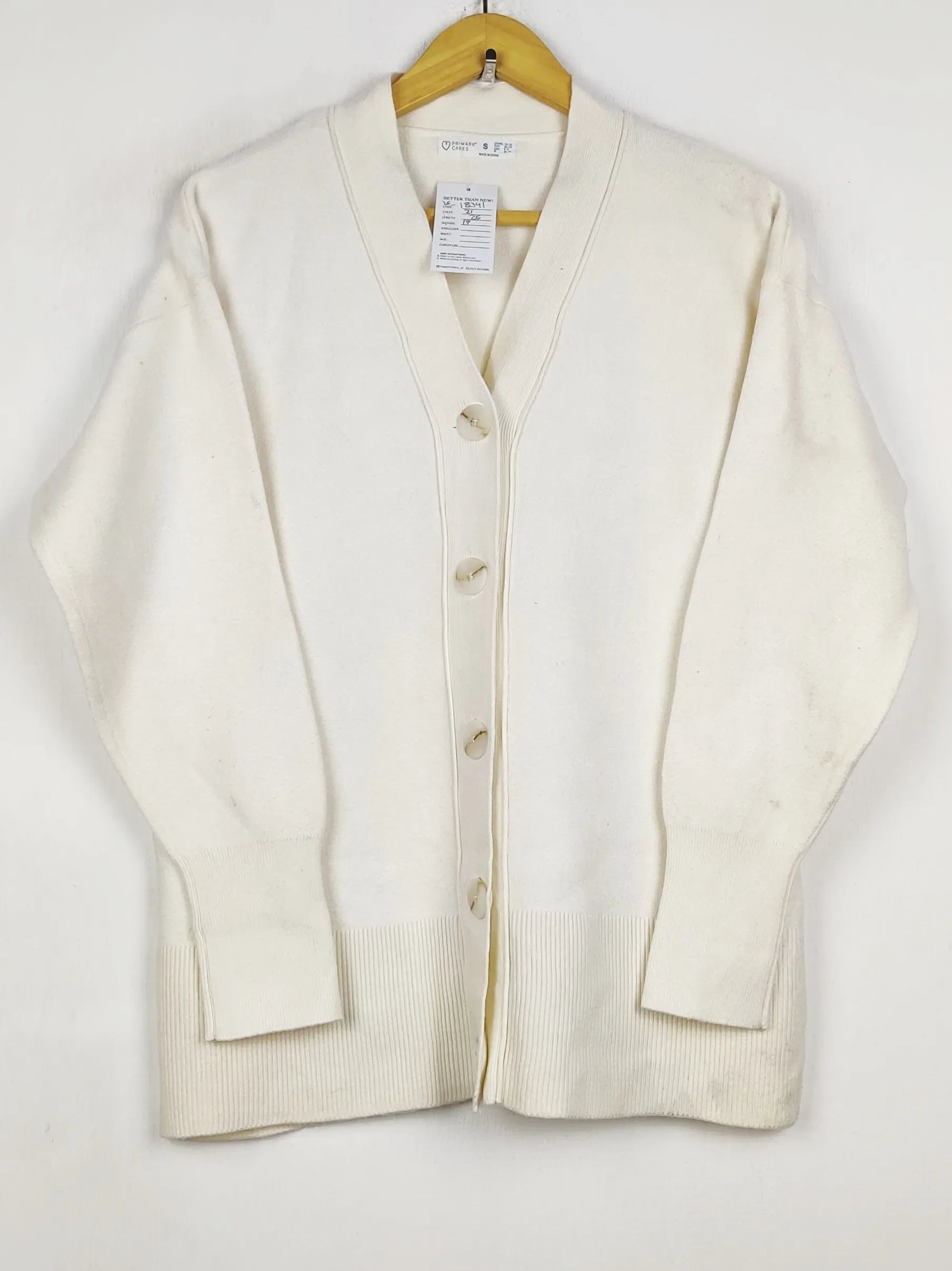 Buy online pre-used pre-loved 100% authentic & Original branded Primark (LS-18341) available in Pakistan. Top international brands avilable.