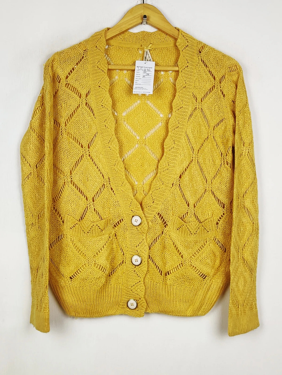 Buy online pre-used pre-loved 100% authentic & Original branded Atmosphere (LS-18361) available in Pakistan. Top international brands avilable.