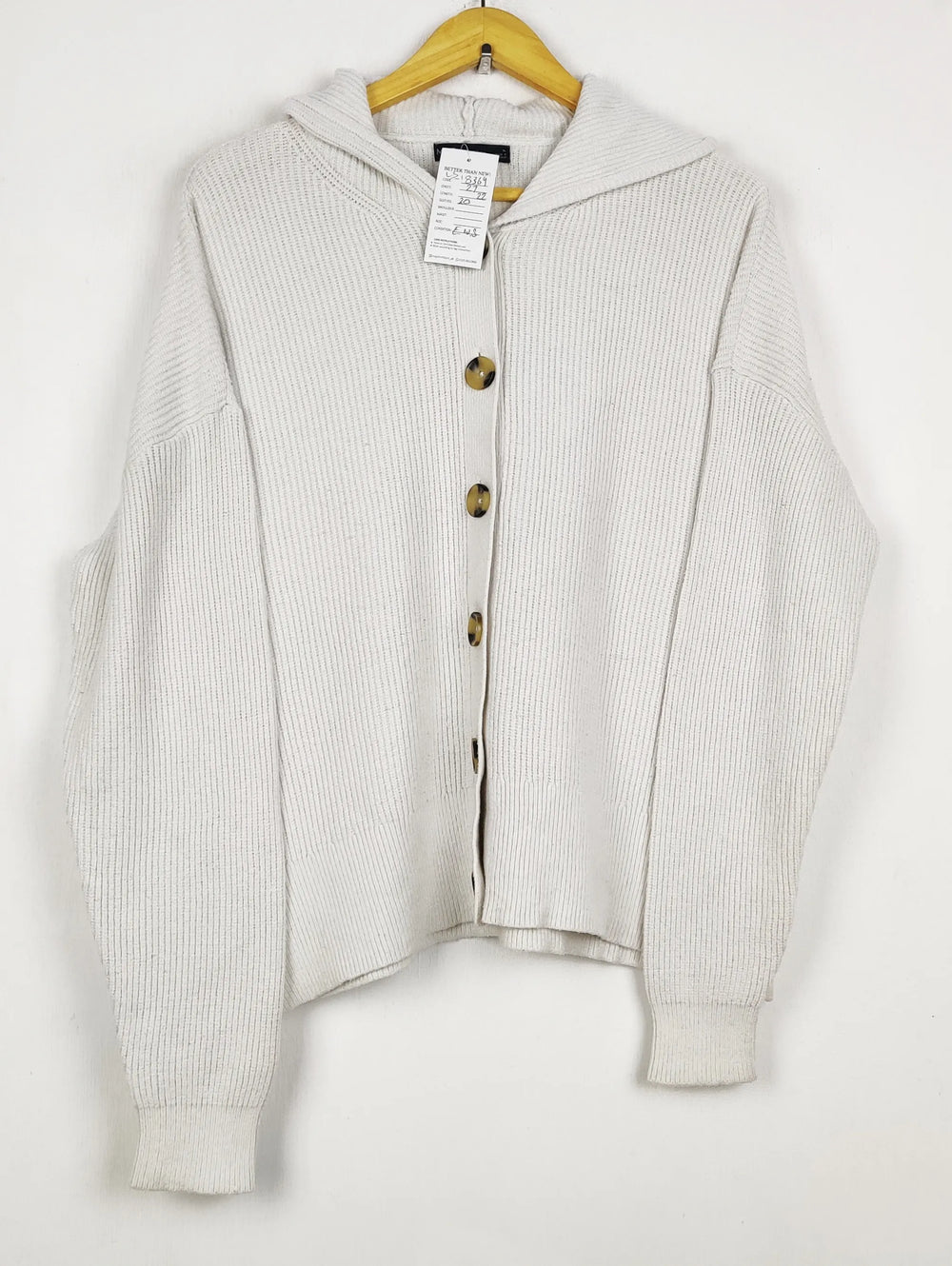 Buy online pre-used pre-loved 100% authentic & Original branded Marks & Spencer (LS-18364) available in Pakistan. Top international brands avilable.