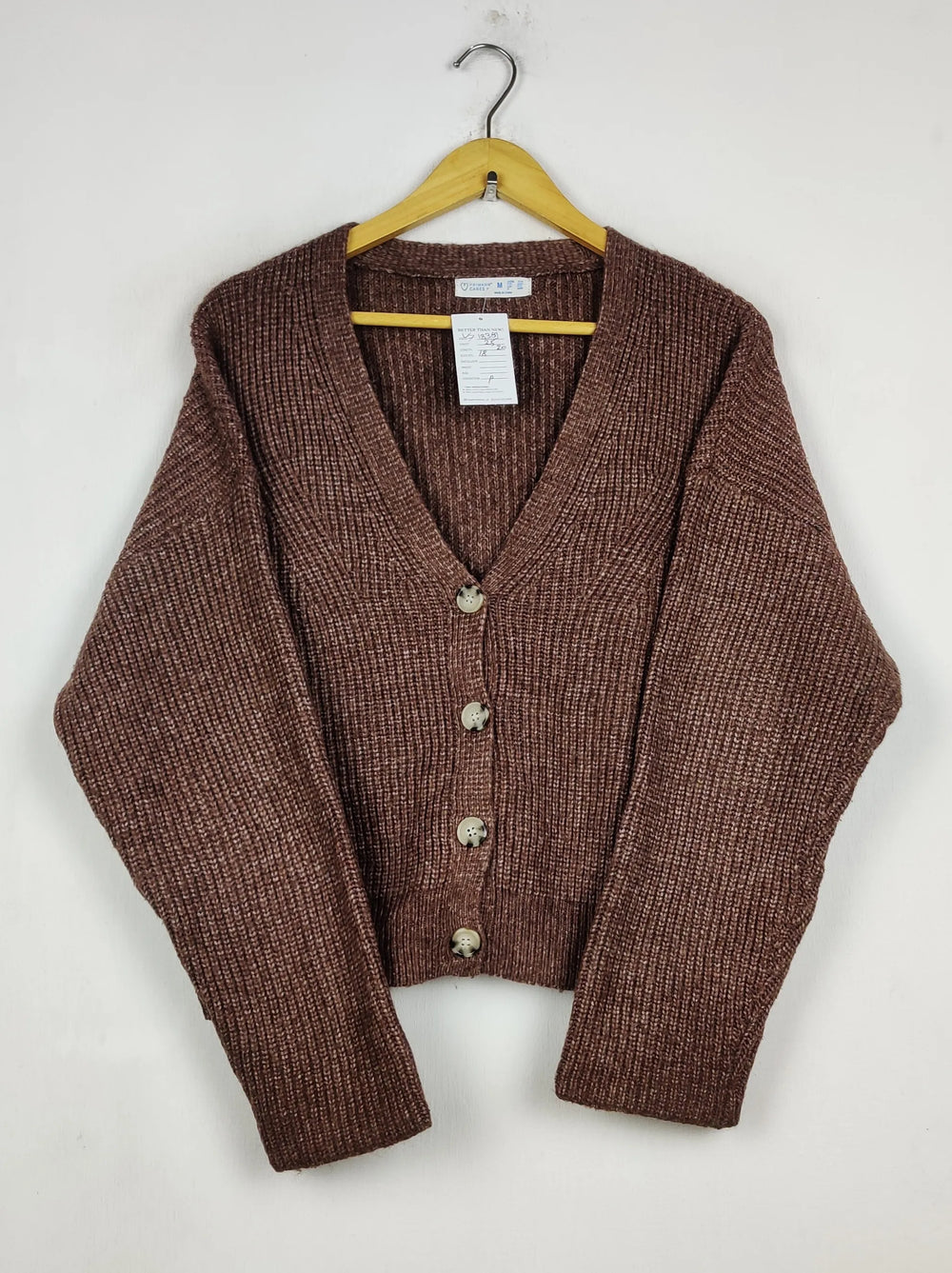 Buy online pre-used pre-loved 100% authentic & Original branded Primark (LS-18367) available in Pakistan. Top international brands avilable.