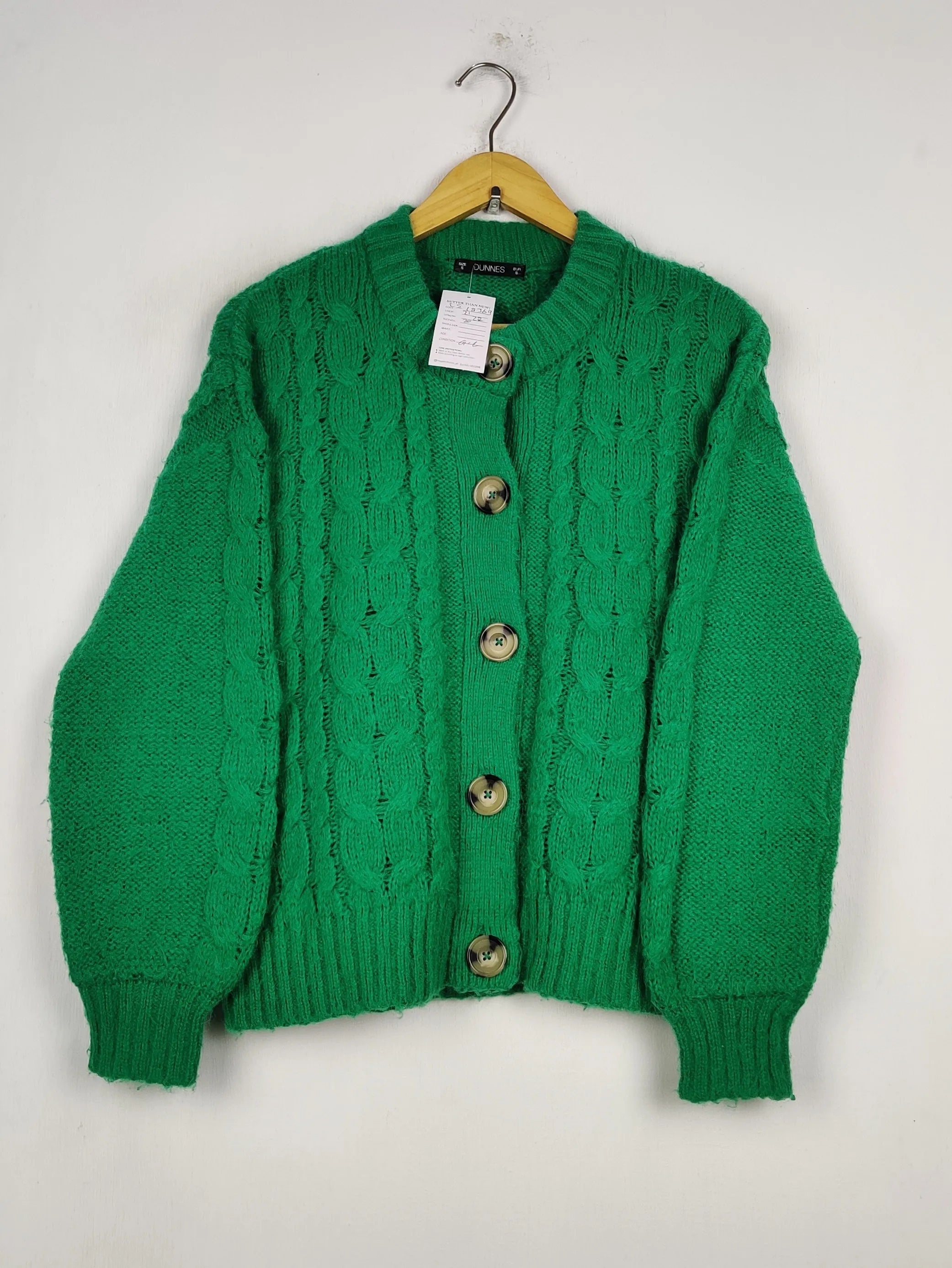 Buy online pre-used pre-loved 100% authentic & Original branded Dunnes Stores (LS-18369) available in Pakistan. Top international brands avilable.