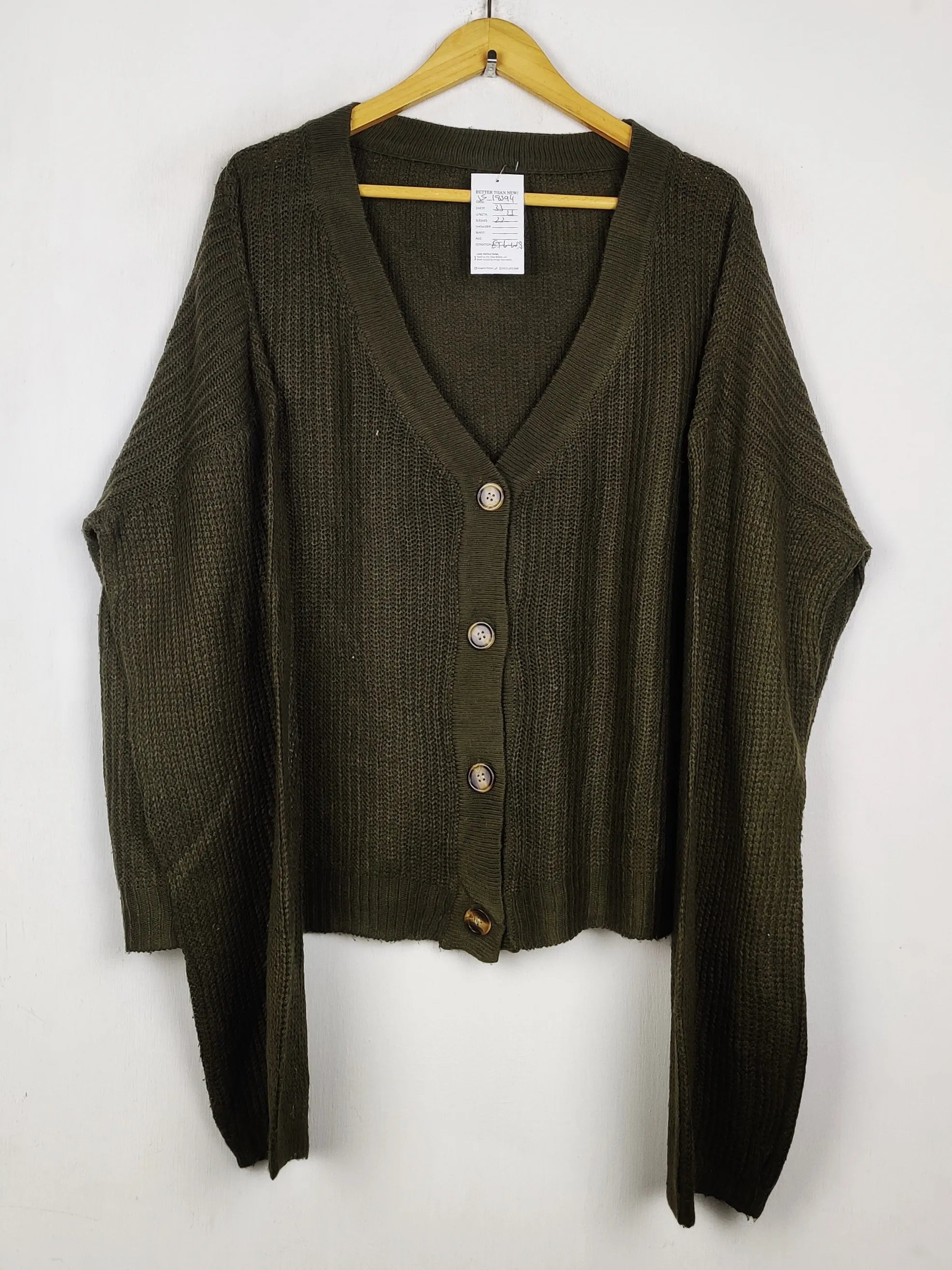 Buy online pre-used pre-loved 100% authentic & Original branded Unknown Brand (LS-18394) available in Pakistan. Top international brands avilable.