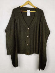 Buy online pre-used pre-loved 100% authentic & Original branded Unknown Brand (LS-18394) available in Pakistan. Top international brands avilable.