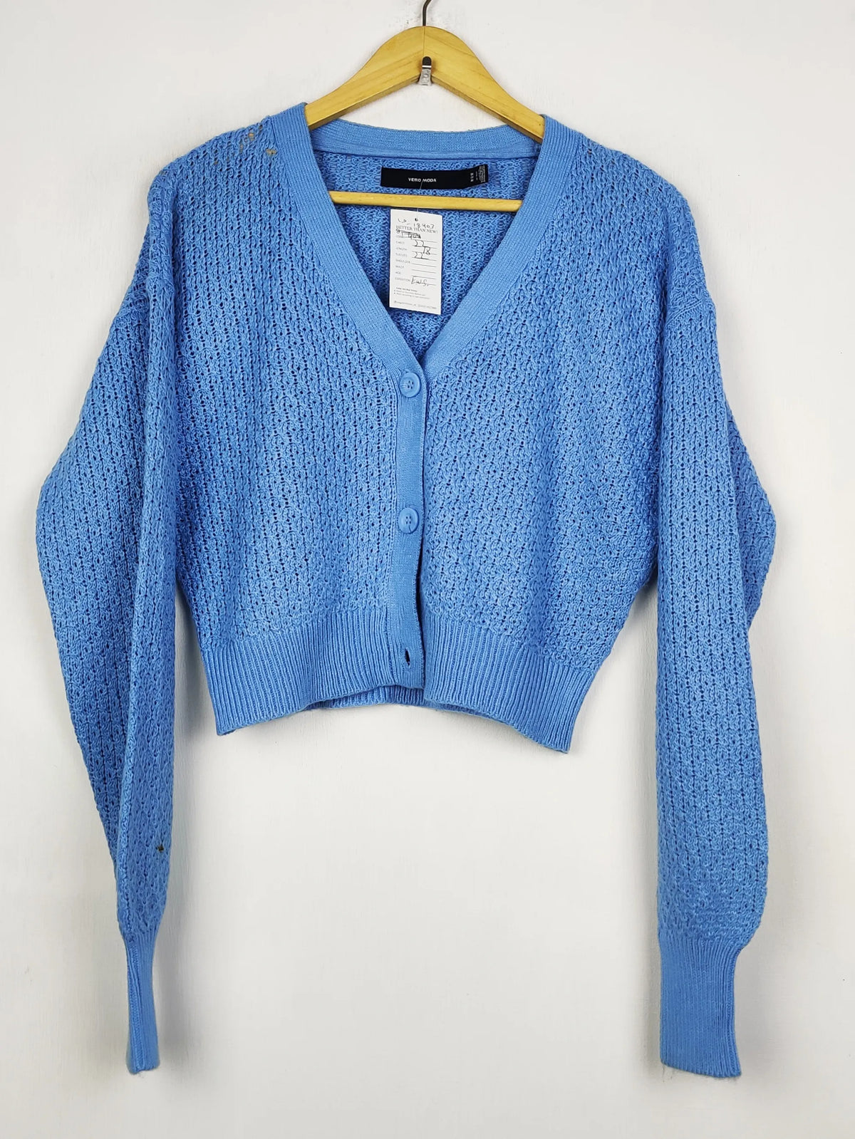 Buy online pre-used pre-loved 100% authentic & Original branded Vero Moda (LS-18403) available in Pakistan. Top international brands avilable.