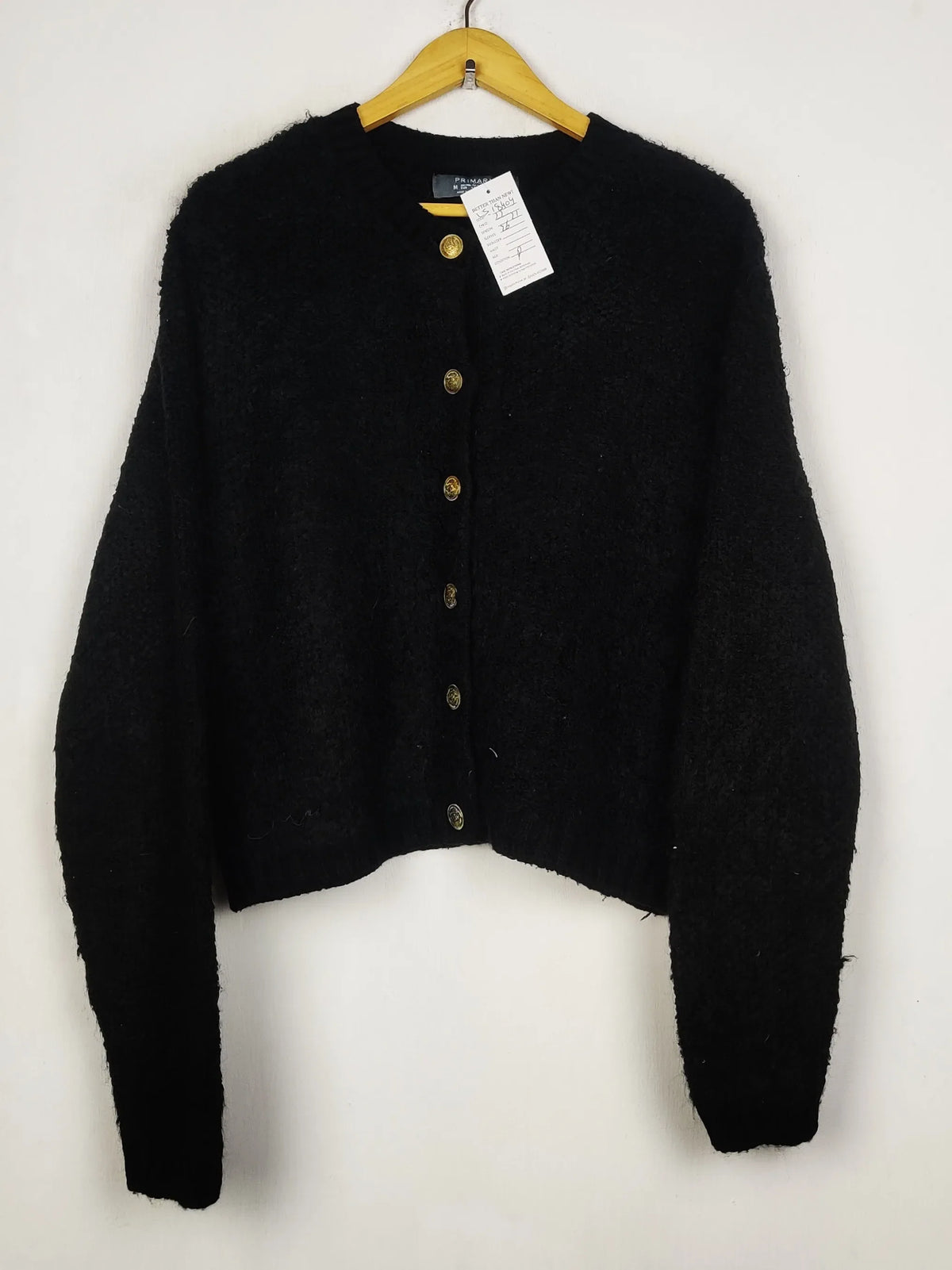 Buy online pre-used pre-loved 100% authentic & Original branded Primark (LS-18404) available in Pakistan. Top international brands avilable.