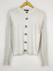 Buy online pre-used pre-loved 100% authentic & Original branded Marks & Spencer (LS-18407) available in Pakistan. Top international brands avilable.