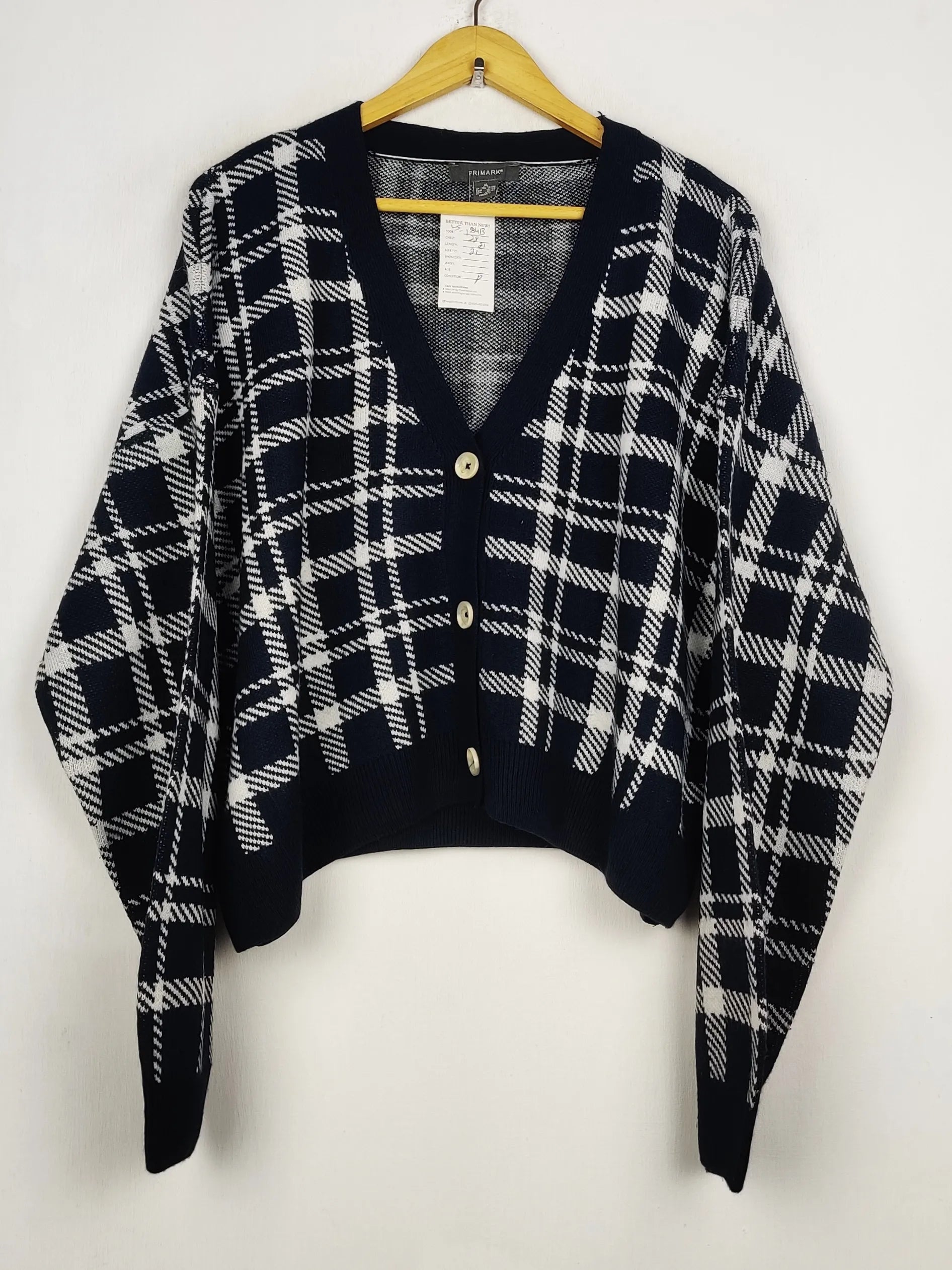 Buy online pre-used pre-loved 100% authentic & Original branded Primark (LS-18413) available in Pakistan. Top international brands avilable.