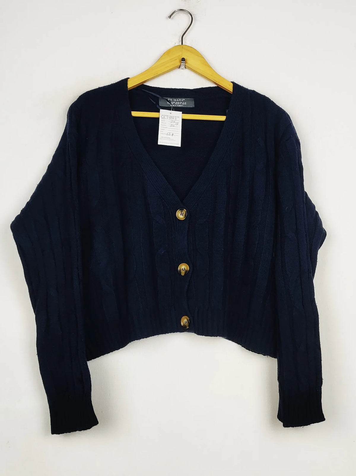 Buy online pre-used pre-loved 100% authentic & Original branded Primark (LS-18423) available in Pakistan. Top international brands avilable.