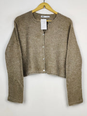 Buy online pre-used pre-loved 100% authentic & Original branded Zara (LS-18425) available in Pakistan. Top international brands avilable.