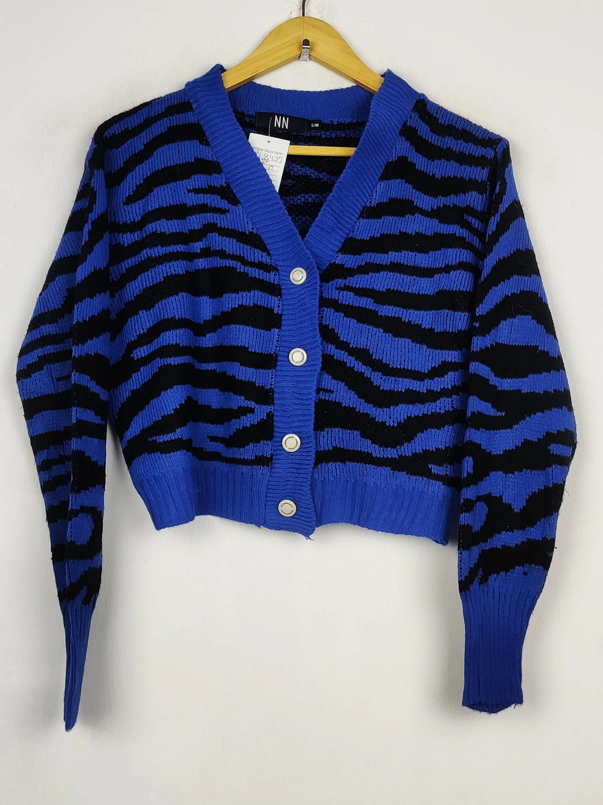 Buy online pre-used pre-loved 100% authentic & Original branded Nn (LS-18437) available in Pakistan. Top international brands avilable.