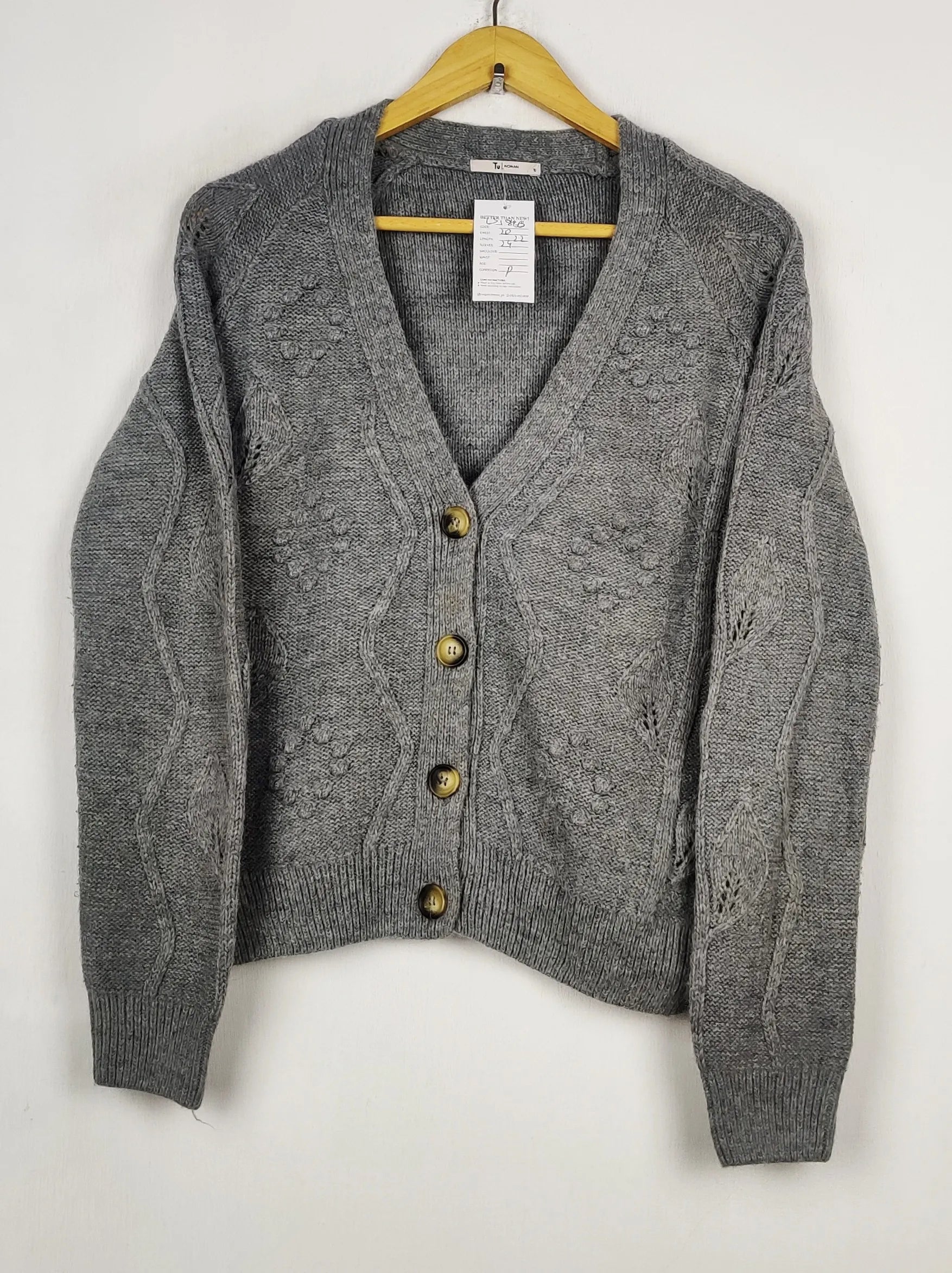 Buy online pre-used pre-loved 100% authentic & Original branded Tu (LS-18466) available in Pakistan. Top international brands avilable.