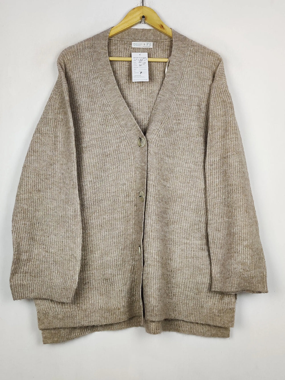 Buy online pre-used pre-loved 100% authentic & Original branded Primark (LS-18475) available in Pakistan. Top international brands avilable.