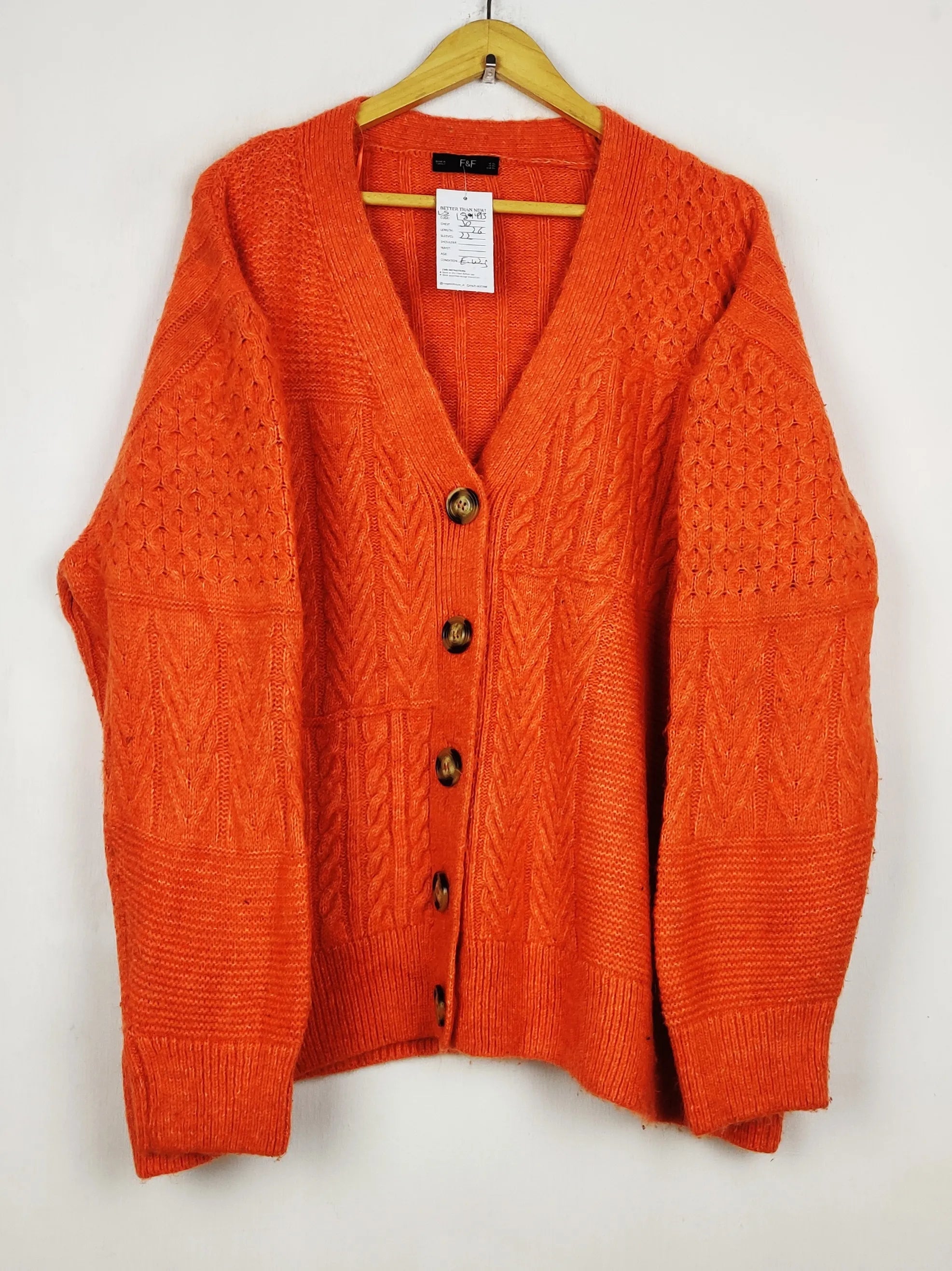 Buy online pre-used pre-loved 100% authentic & Original branded F&F (LS-18493) available in Pakistan. Top international brands avilable.