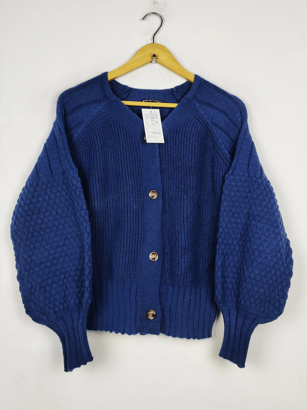 Buy online pre-used pre-loved 100% authentic & Original branded Shein (LS-18501) available in Pakistan. Top international brands avilable.