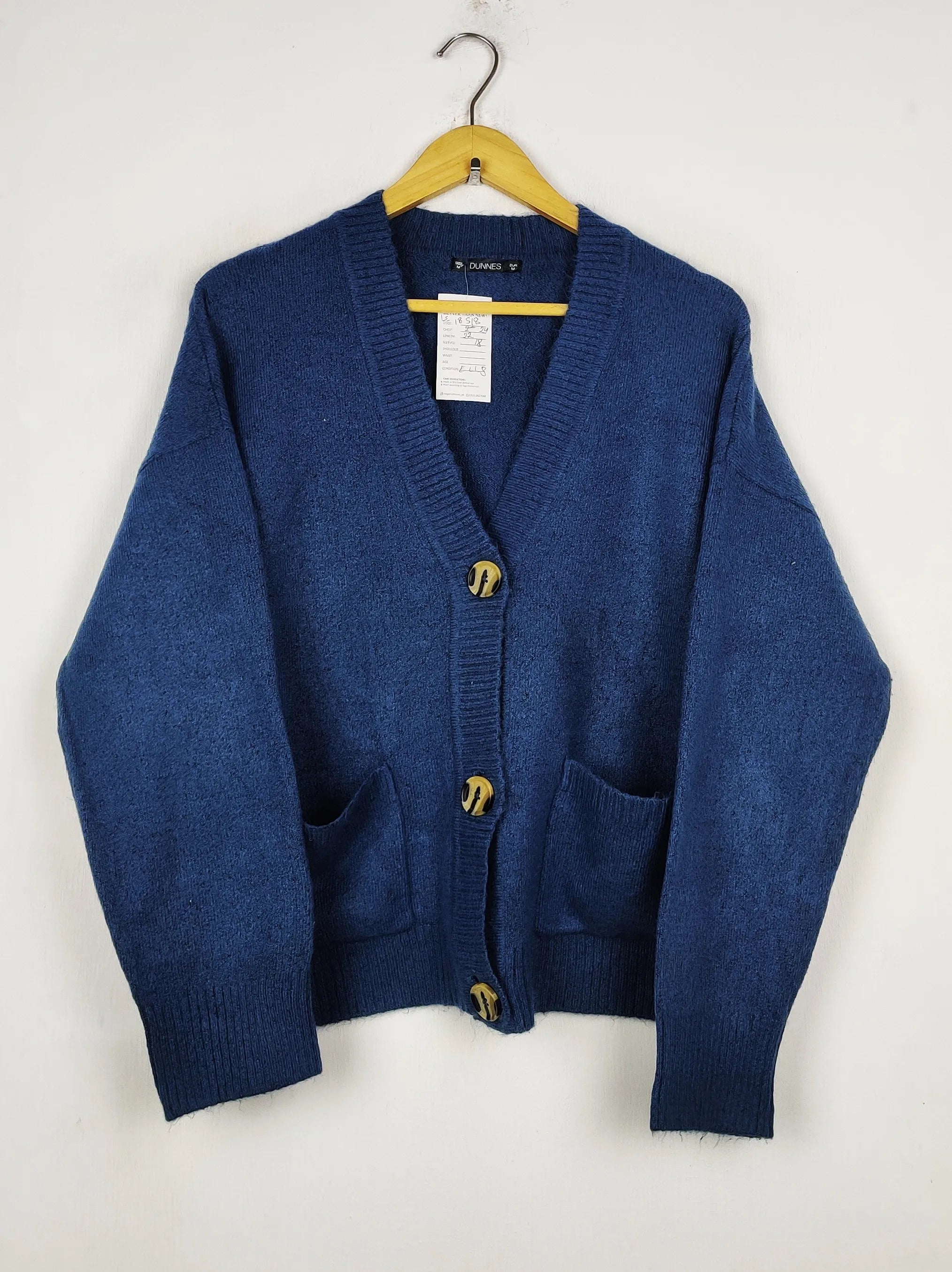 Buy online pre-used pre-loved 100% authentic & Original branded Dunnes Stores (LS-18518) available in Pakistan. Top international brands avilable.